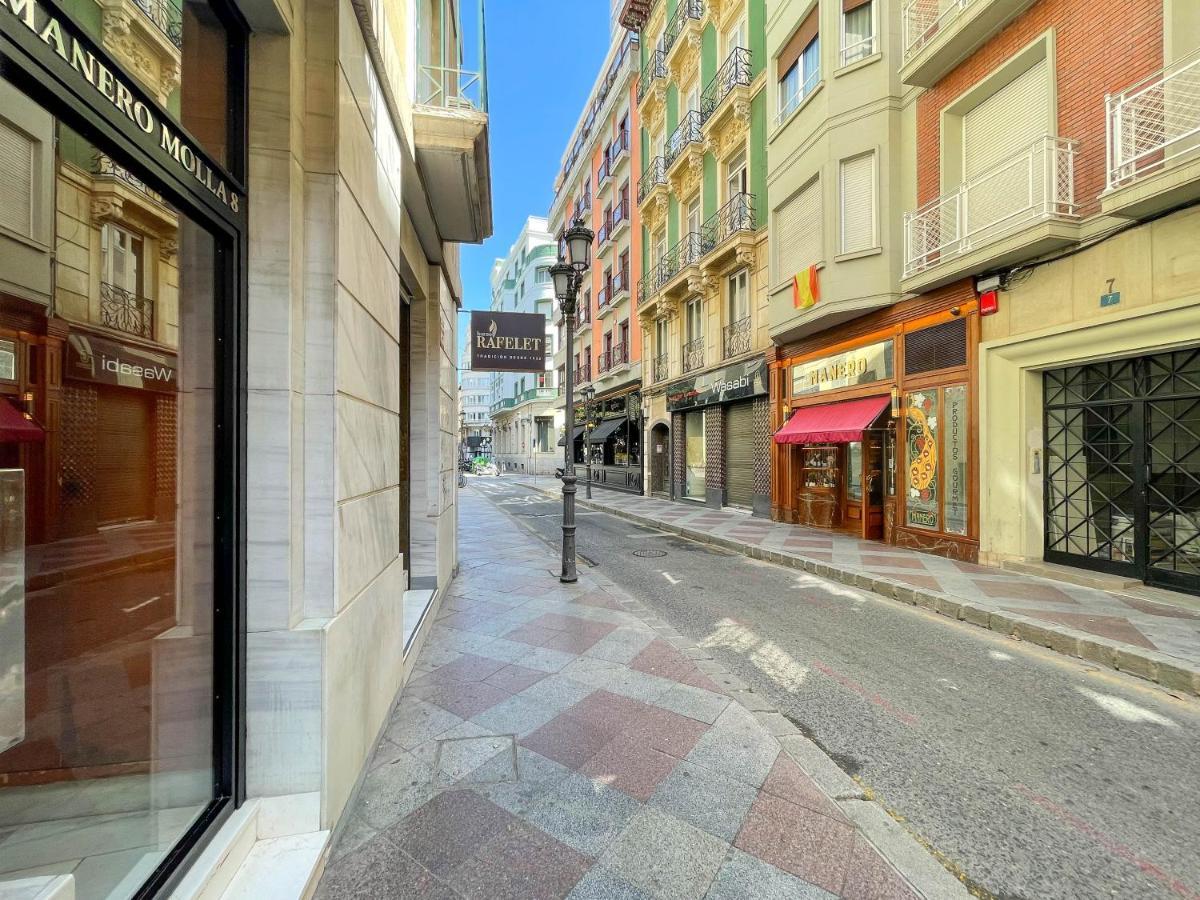 Apartamento Con Mucho Encanto En Pleno Centro Alicante Luaran gambar