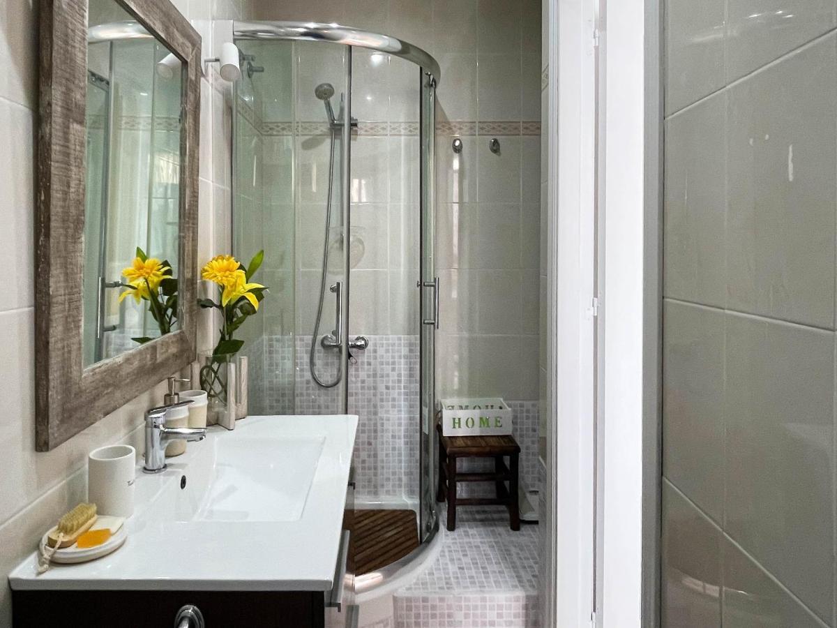 Apartamento Con Mucho Encanto En Pleno Centro Alicante Luaran gambar